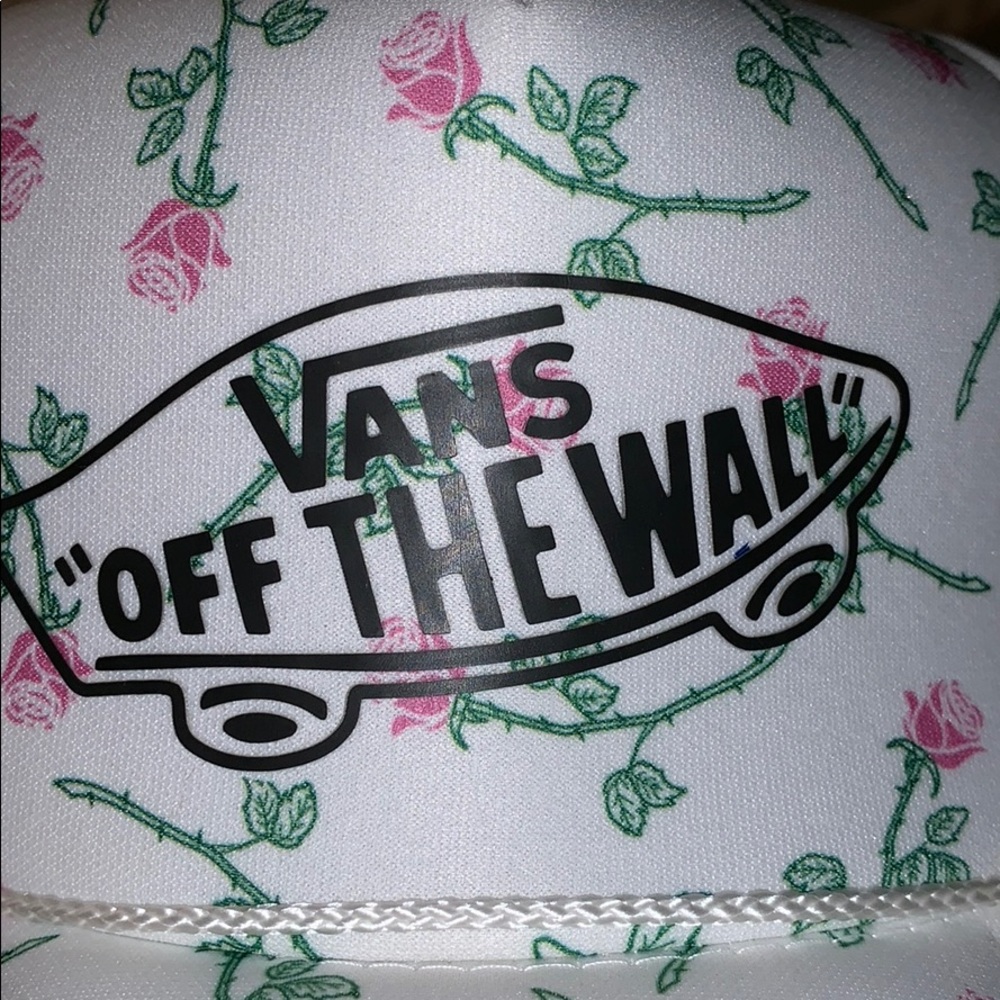 Van’s Off The Wall Bucket hat